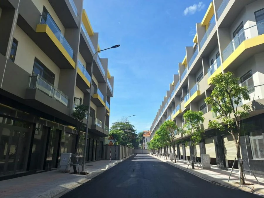 Nhà phố Bcons Uni Valley đã hoàn thiện và sẵn sàng bàn giao