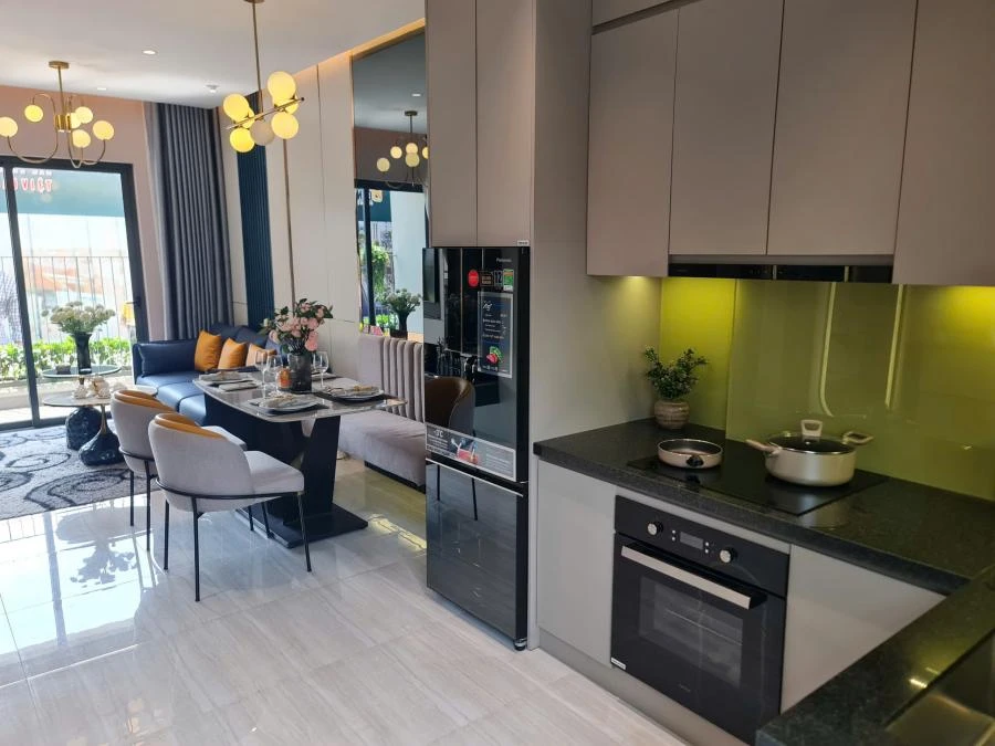 Căn hộ mẫu Tháp Green Emerald dự án Bcons City