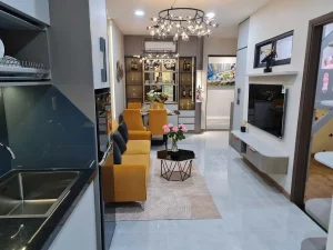Góc nhìn từ khu bếp ra cửa